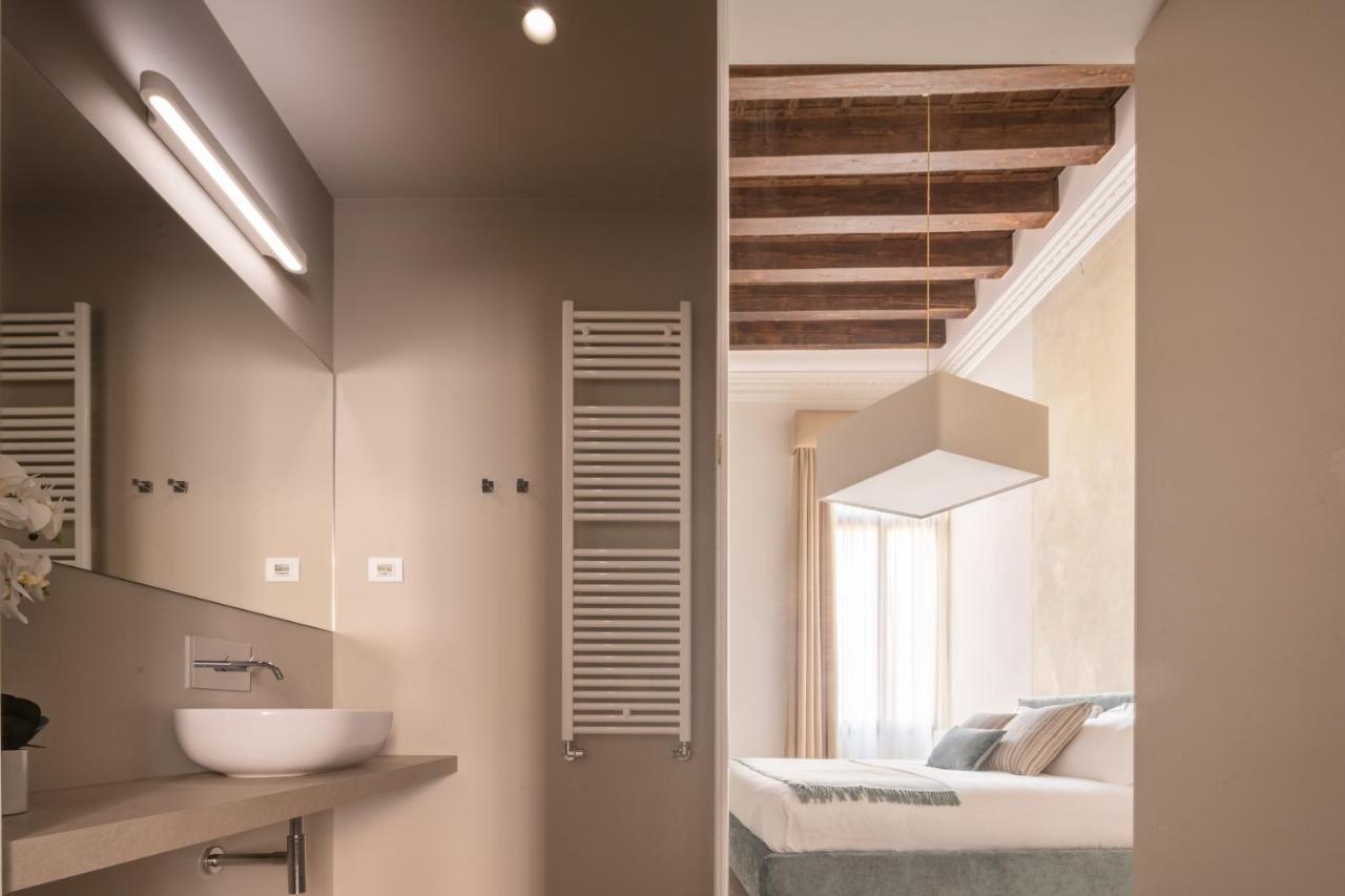 Ninfea Luxury Suites Venice Exterior photo